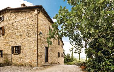 Location de vacances pour 7 personnes, avec jardin et piscine à Città di Castello