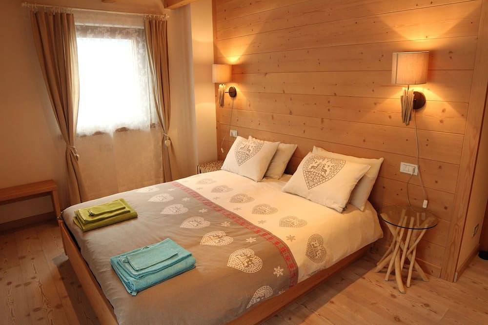 Ganze Wohnung, Dolomiten: Apartment \"Erica Berg\" ein paar Minuten von Cortina d'Ampezzo in Borca di Cadore, Dolomiti Superski