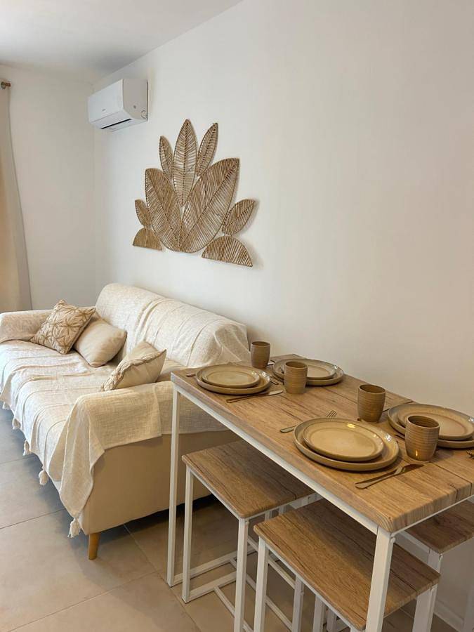 Location de vacances pour 4 personnes, avec terrasse ainsi que jardin et vue à Port-Saint-Louis-du-Rhône - 4