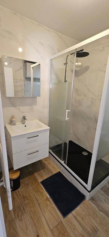 Appartement entier, One-Bedroom Apartment in Sannois, Val-d'Oise