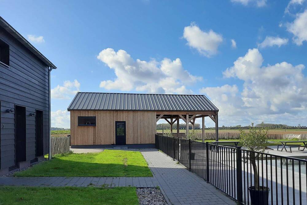 Grose Ferienwohnung mit Pool und 5 minuten Fahrzeit zum Strand in Groede, Zeeuwse Kust