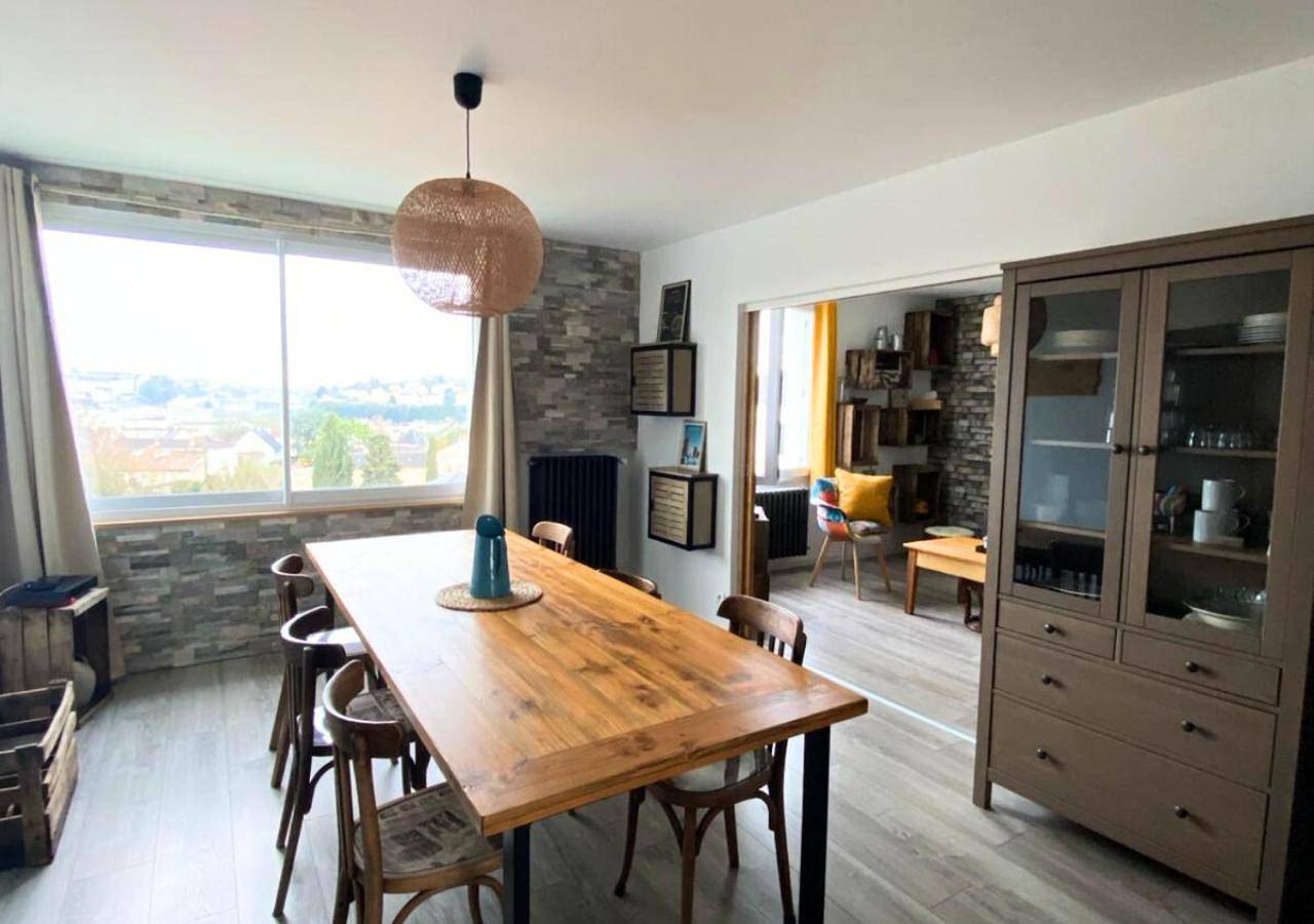 Appartement entier, One-Bedroom Apartment in Buxerolles, Vienne (France)