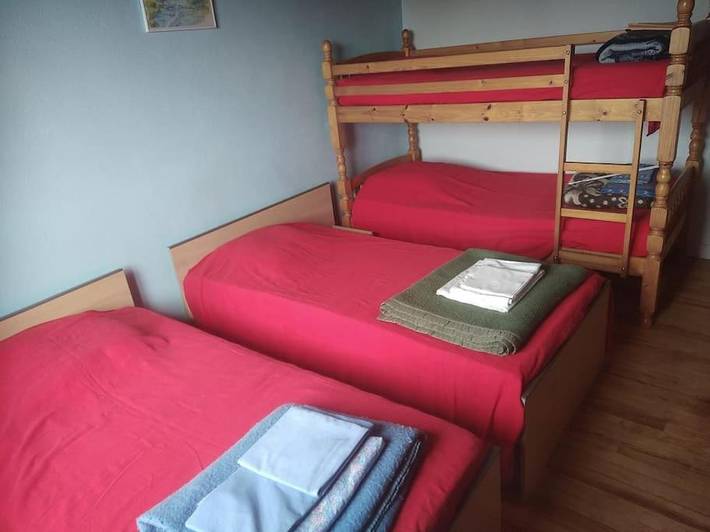 Location de vacances pour 12 personnes, avec jardin et terrasse, animaux acceptés à La Chaze-de-Peyre - 4