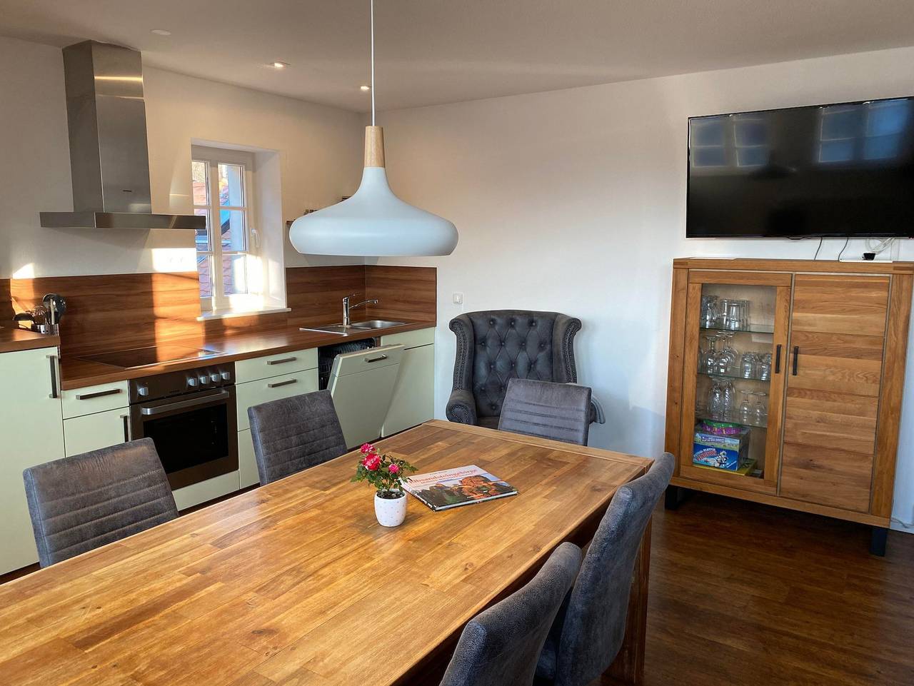 Ganze Ferienwohnung, Apartmenthaus Zentral Bad Schandau - Apartment 5 mit 2 Schlafzimmern im Obergeschoss in Bad Schandau, Elbsandsteingebirge