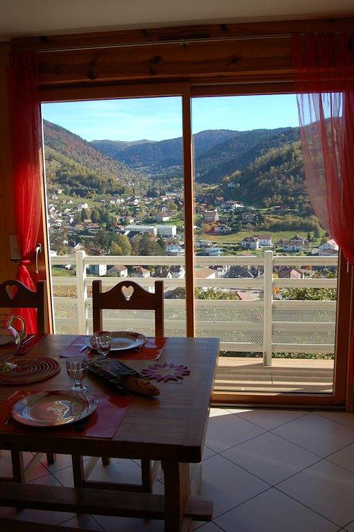 Chalet pour 10 personnes, avec terrasse et jardin