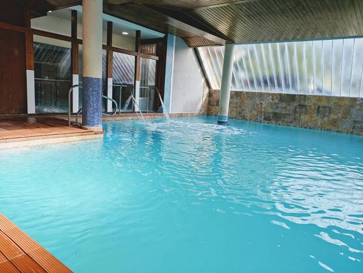 Hôtel pour 3 personnes, avec piscine et jardin