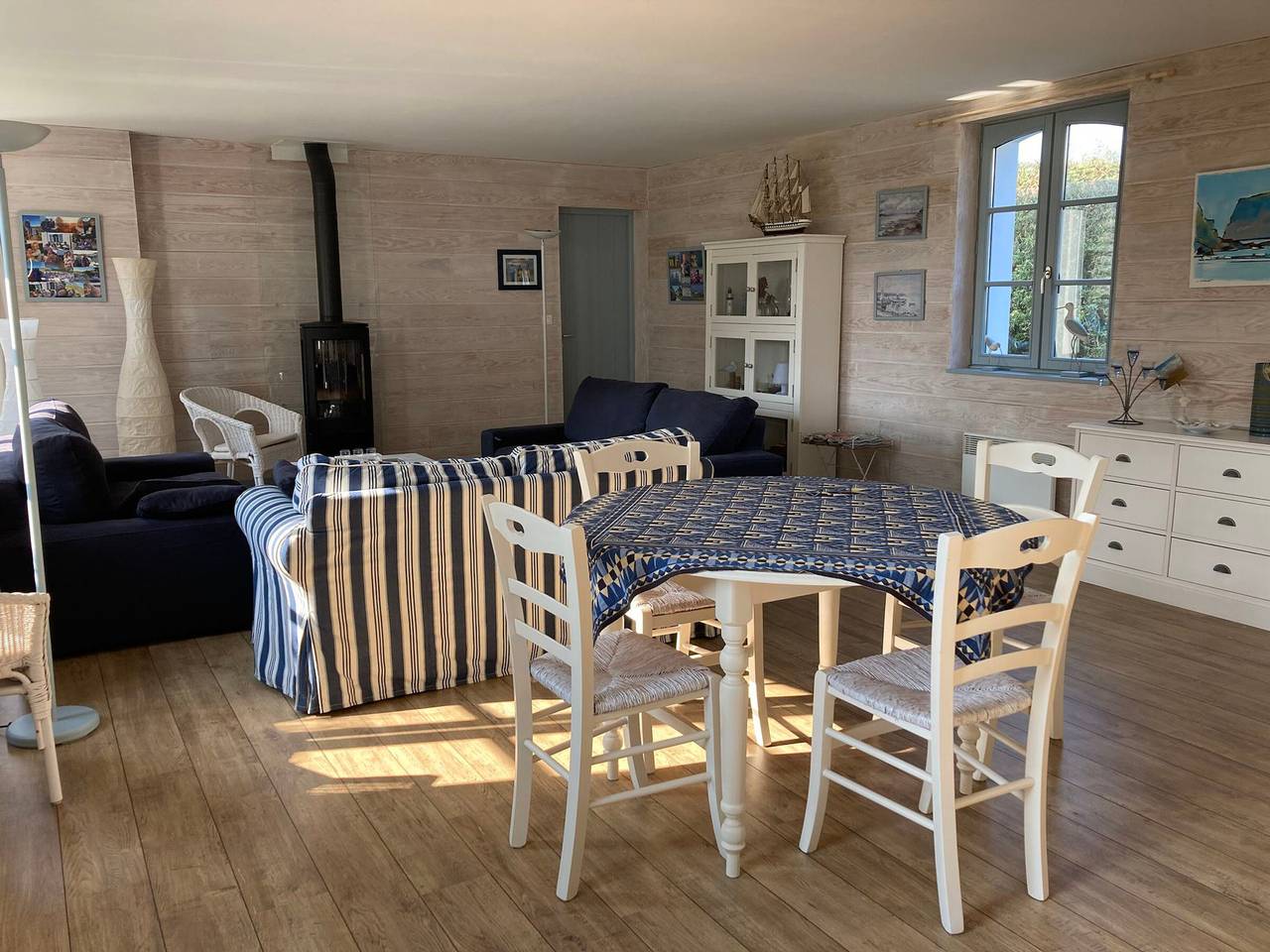 Maison spacieuse proche plage avec jardin à Bangor in Bangor, Côte des Mégalithes