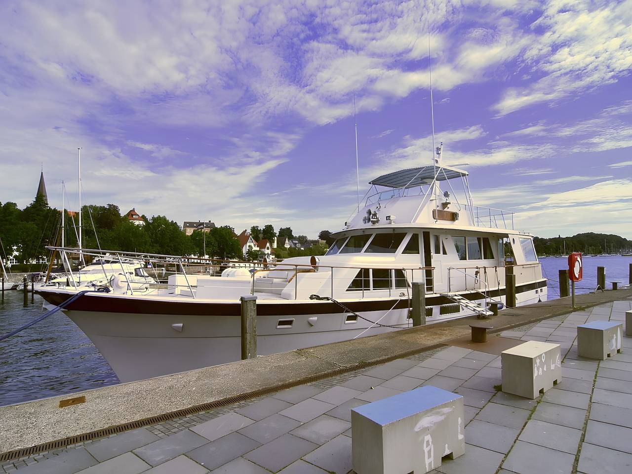 Boot 'Gästekabine auf 22m-Motoryacht' mit Meerblick, Gemeinschaftsterrasse & Wlan in Mürwik, Flensburg