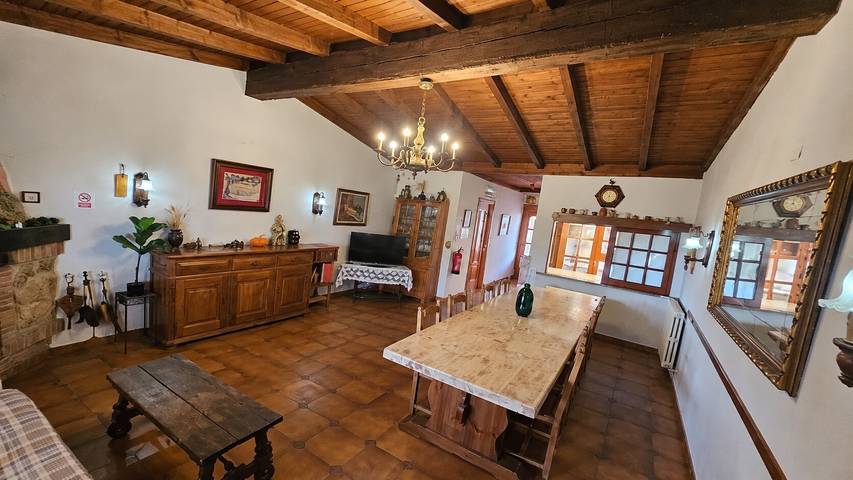 Casa Rural Oliver Bardenas in Valtierra, Provincia de Navarra