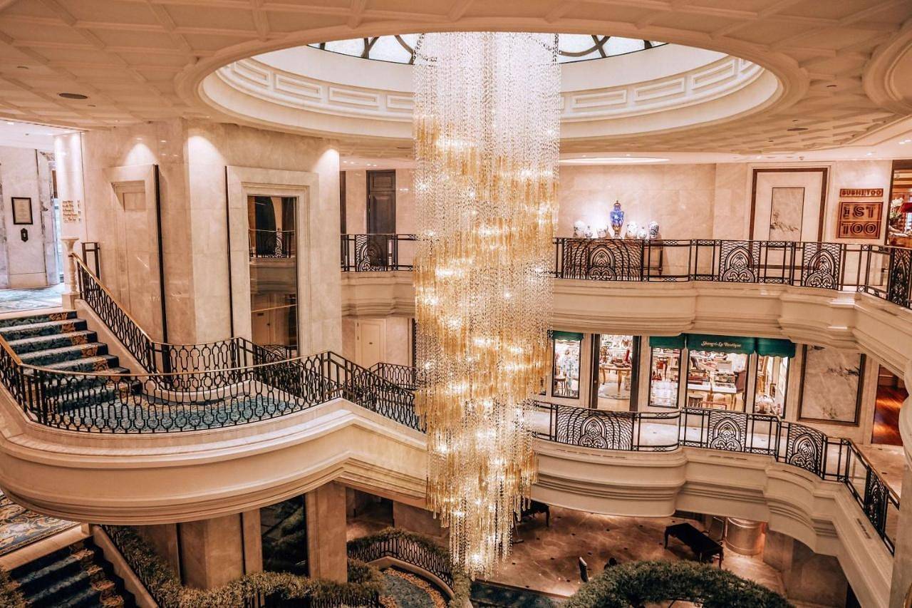 Shangri-La Bosphorus, Istanbul in Vişnezade Mahallesi, Istanbul