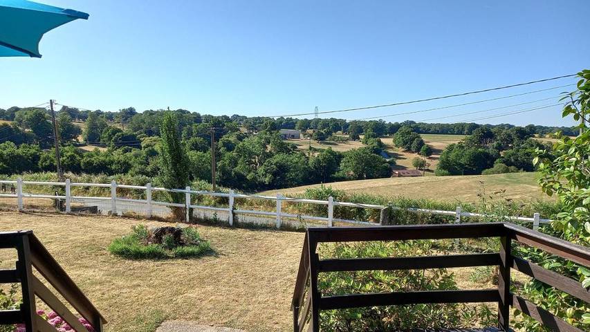 Location de vacances pour 2 personnes, avec Terrasse et Vue à Saint-Sébastien (Creuse) - 3