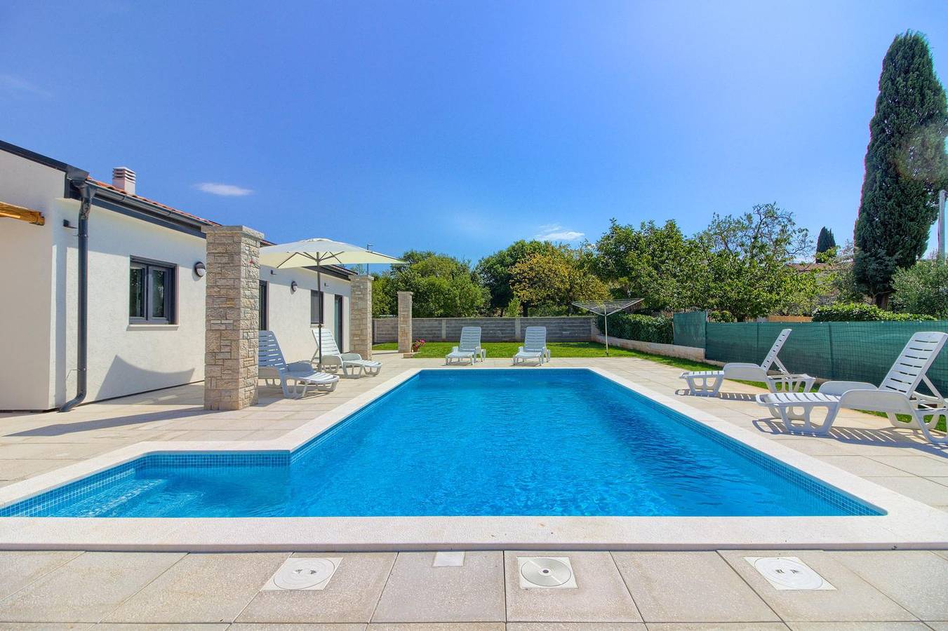 Holiday house for 8 persons approx. 130 qm in Paradiž by Vodnjan, Istria (South coast of Istria) in Vodnjan, Southcoast Istria