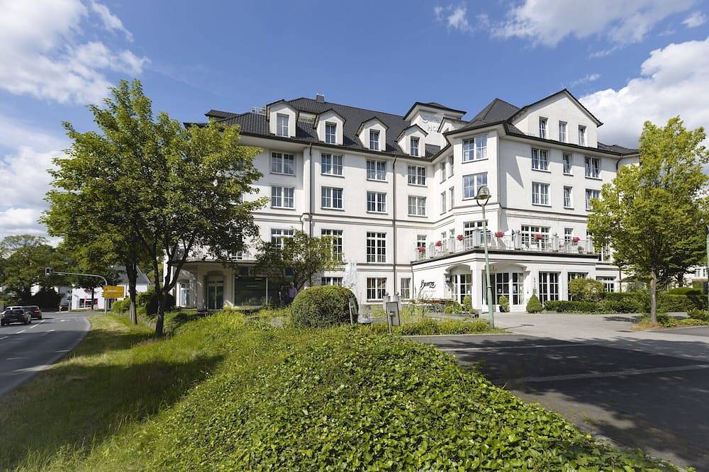 Scenic Sauerland Getaway | 4 mi to Norderney Lighthouse | Sauna Evenings in Sundern, Sorpesee