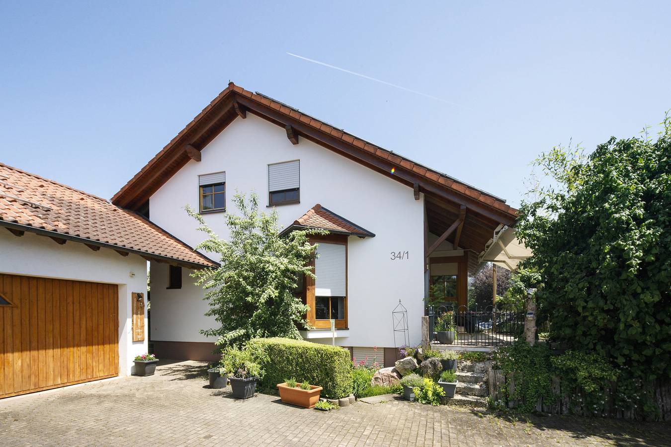 Ganze Wohnung, Ferienwohnung 'Am Hof' mit Gemeinschaftsgarten und Wi-Fi in Zwiefalten, Neckar-Alb
