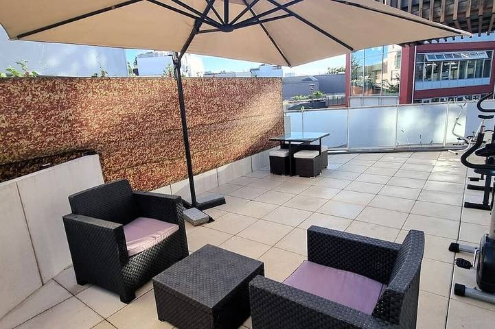 Location de vacances pour 6 personnes, avec Balcon et Jardin à Romainville
