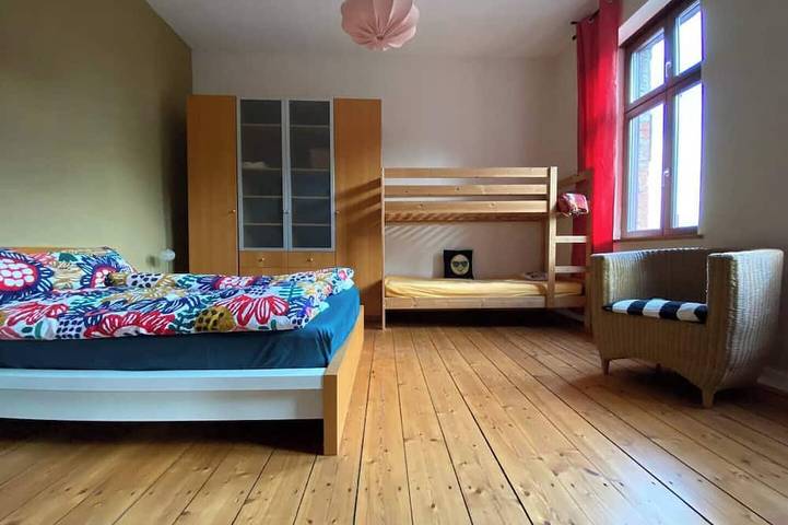 Ganze Wohnung, Großzügige Gutshaus-Wohnung nahe Saale und Elbe in Calbe (Saale), Elbe-Börde-Heide