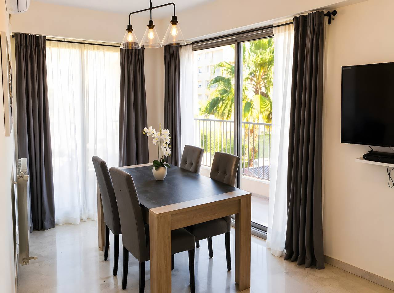 Zentrales Antibes – Le Milagro, 3-Zimmer-Wohnung in Antibes, Mittelmeerküste (Frankreich)