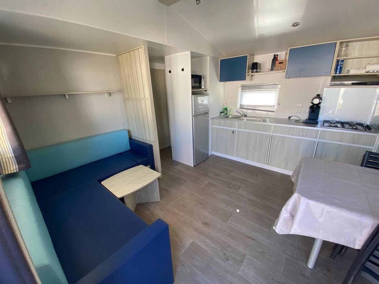 Bungalow « Mobil-home Narbonne Plage » avec piscine partagée, terrasse privée et climatisation in Narbonne Plage, Narbonne