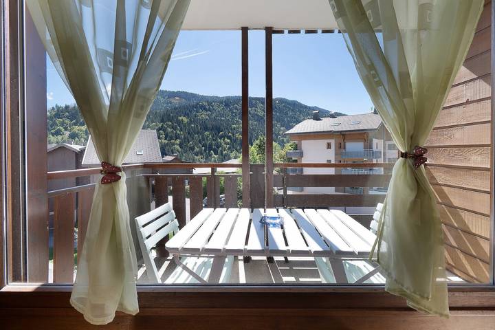 Ganze Wohnung, Studio Tournette – Bergblick, Balkon, Skifahren in der Nähe in Saint-Jean-de-Sixt, Annecy und Umgebung