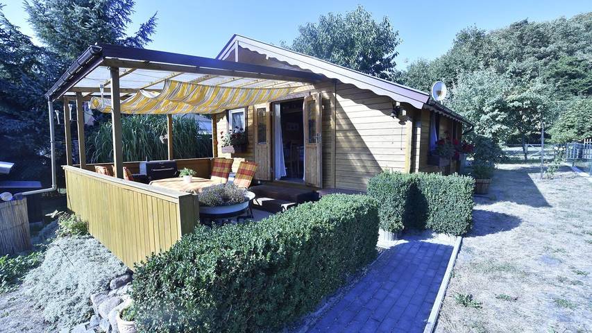 Bungalow für 3 Personen, mit Terrasse und Garten, mit Haustier am Salzhaff