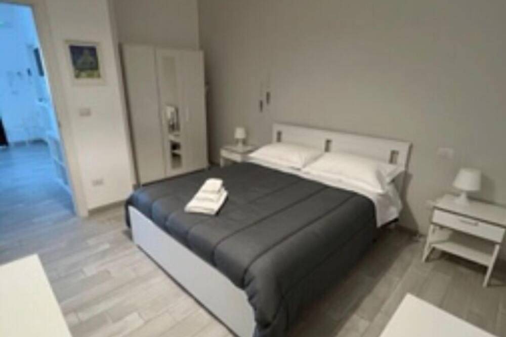 Vacation home with sea view Soleemare Barletta Apartments 3 in Barletta, Via Francigena