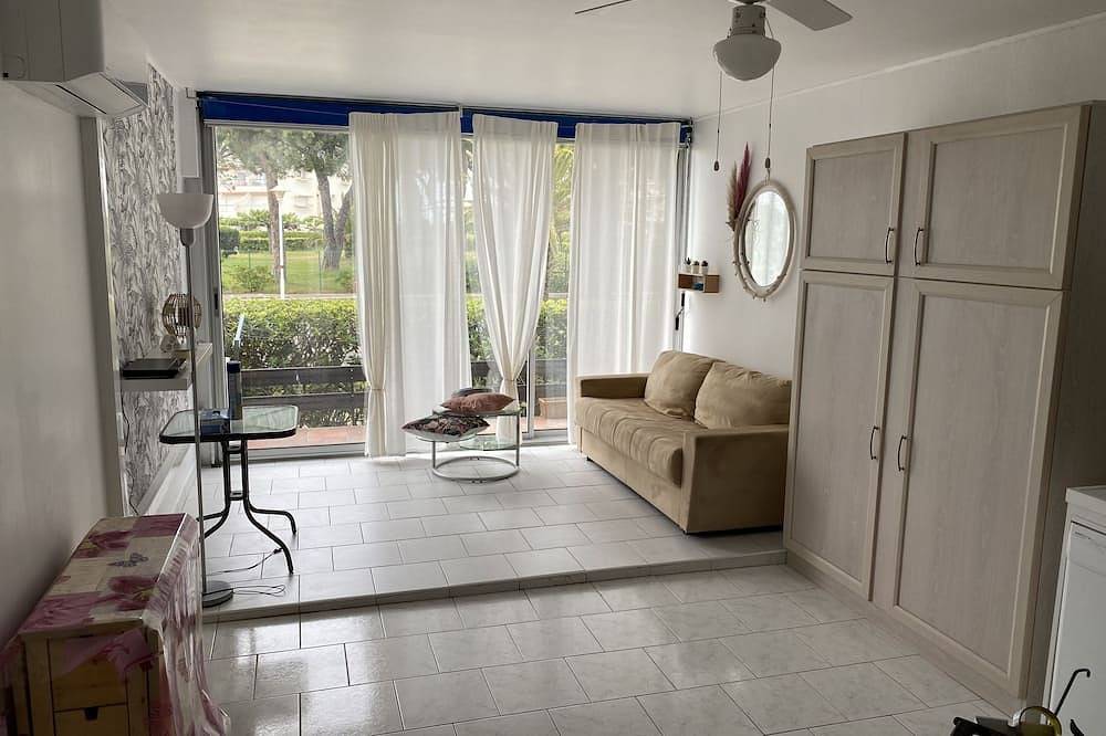 Apartamento entero, Studio 29 M2 vue Mer Avec Piscine in Port Camargue, Le Grau-du-Roi