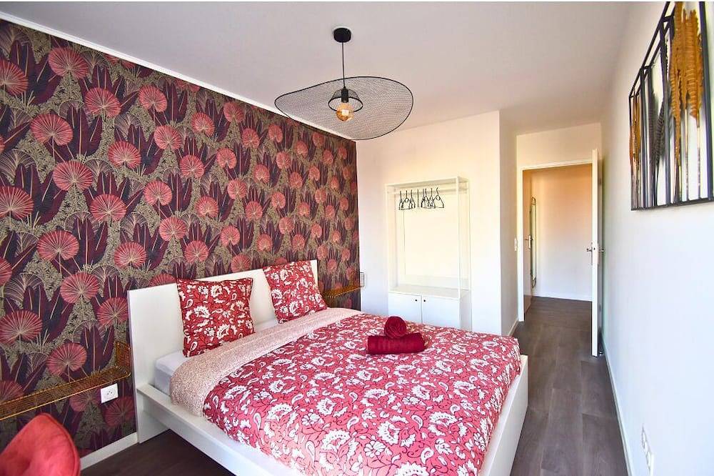 Ganze Wohnung, Écho Parisien: Elegance and comfort in Paris in Aubervilliers, Seine-Saint-Denis