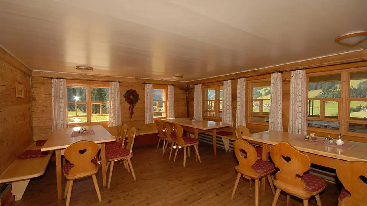 Ganze Ferienwohnung, Ferienwohnung für 6 Personen (60 m²) in Mittelberg (Kleinwalsertal) in Mittelberg, Kleinwalsertal