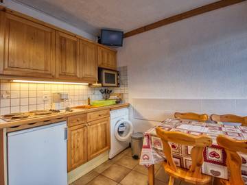 Gîte pour 4 personnes, avec balcon à Morillon