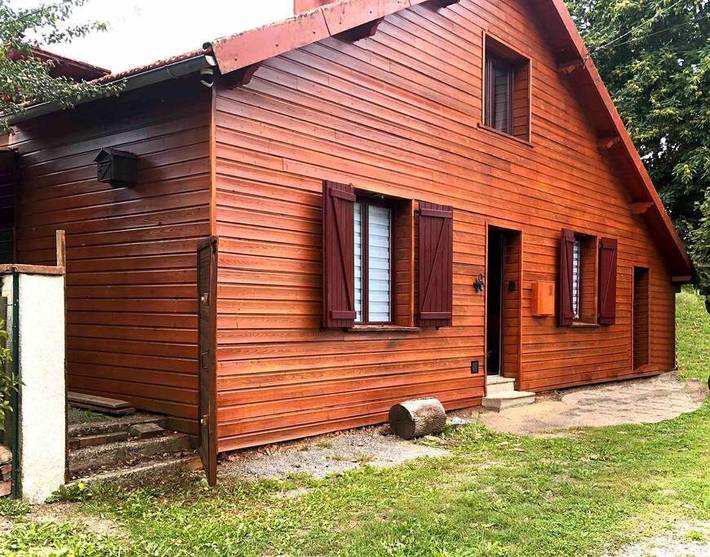 Gîte pour 6 personnes, avec jardin à Saint-Pierre-Chérignat