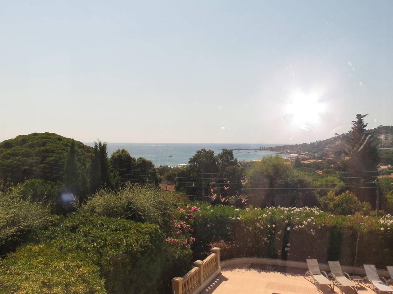 Villa spacieuse avec piscine privée et climatisation à Sainte-Maxime, idéale pour 10 personnes in La Nartelle, Sainte-Maxime