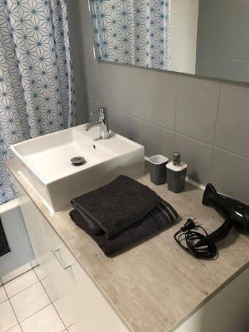 Appartement entier, L'orée du Golf, studio 4 in Mont-Saint-Aignan, Région de Rouen