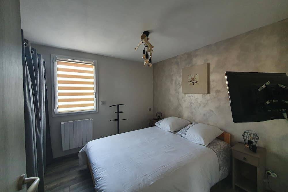 Ganze Wohnung, Rental with beautiful terrace for 5 people, baby equipment available in L'Argentière-la-Bessée, Nationalpark Écrins