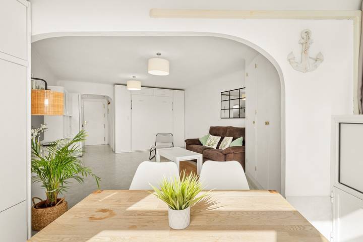 Entire studio, Studio 'Butiplaya' with Sea View, Wi-Fi and Air Conditioning in Playa de La Cala - El Torreón (Mijas), Mijas