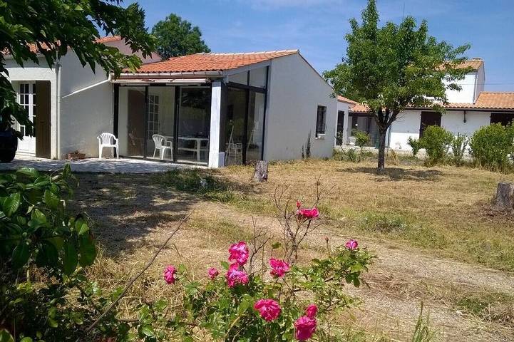 Chambre d’hôte pour 5 personnes, avec jardin sur l' Île d'Oléron