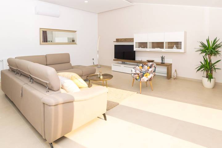 Villa pour 6 personnes, avec piscine et jardin à Loborika - 3