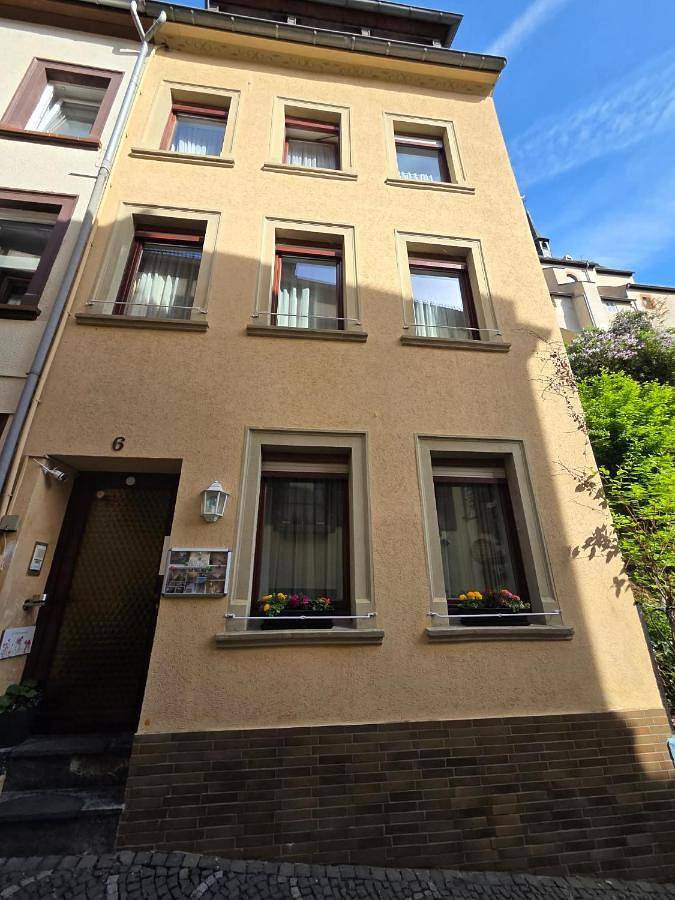Maison d’hôte pour 8 personnes, avec terrasse et vue, animaux acceptés à Cochem