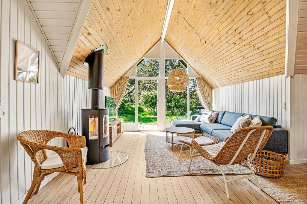 Tolles Poolhaus mit Sauna und Whirlpool für 6 Personen in Blavand, Varde