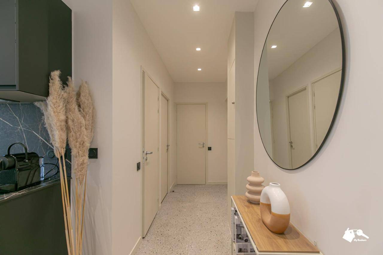 Appartement entier, Mba Raincy Iii - Luxury Appartment near transport - 25 Min Paris Center in Villemomble, Seine-Saint-Denis