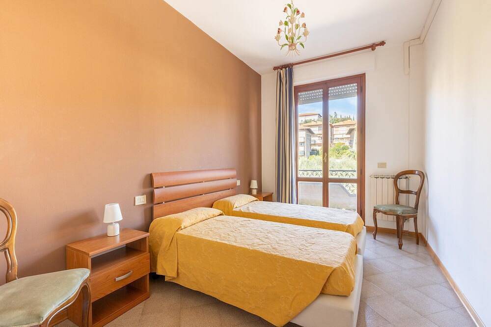 Appartamento intero, Appartamento sereno con vista sul lago in Tuoro sul Trasimeno, Lago Trasimeno