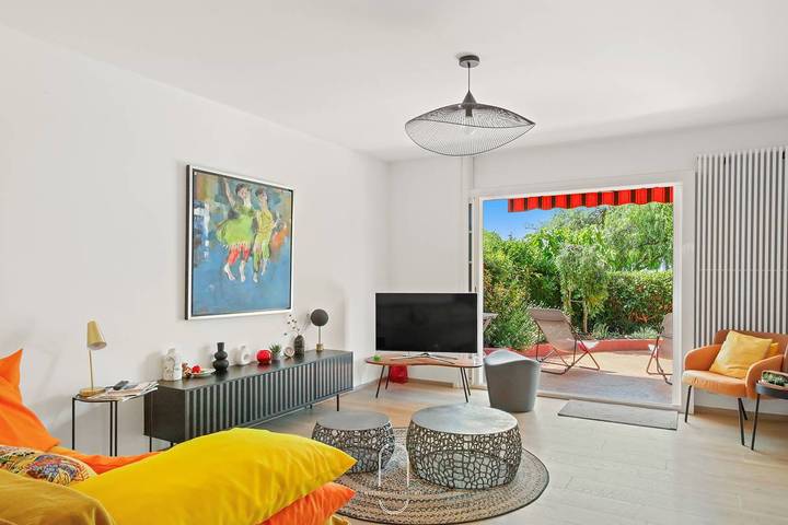 Gîte pour 3 personnes, avec balcon/terrasse dans Plage Font Brun Carqueiranne - 4