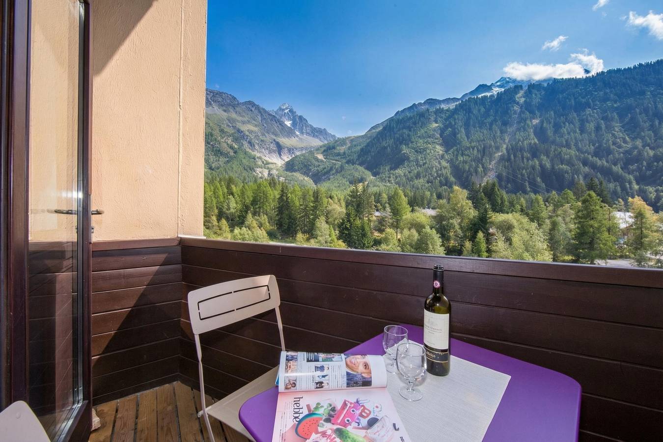 Ganze Wohnung, Grand Roc B207 260m from Slopes, View, Parking & Wifi in Argentière, Chamonix