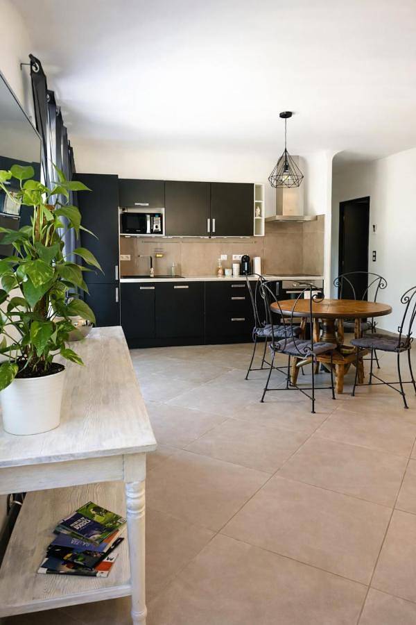 Location de vacances pour 5 personnes, avec jardin et piscine à Moltifao - 2