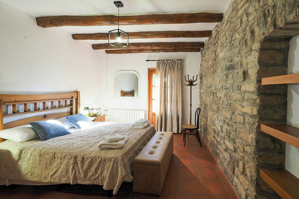Acogedora casa de piedra del Pirineo aragonés in Boltaña, Pirineo Aragonés