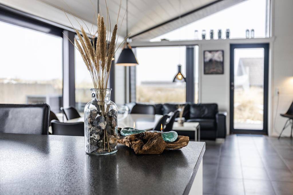 Helles und einladendes Ferienhaus nahe einem schönen Sandstrand in Hirtshals, Tannisbucht