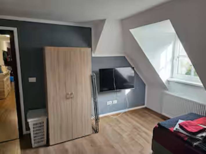 Ganze Ferienwohnung, Schöne Vollausgestattete Monteurs- Gästewohnung in der Gartenstadt Leuna und nähe Geiseltalsee / 2209 in Leuna, Saale-Unstrut
