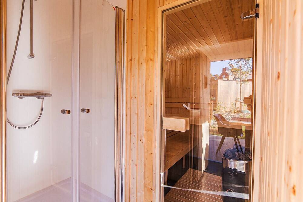 Hertogenvilla Wellness am Wasser – 3 Schlafzimmer / 3 Badezimmer in Maastricht, Hoge Kempen