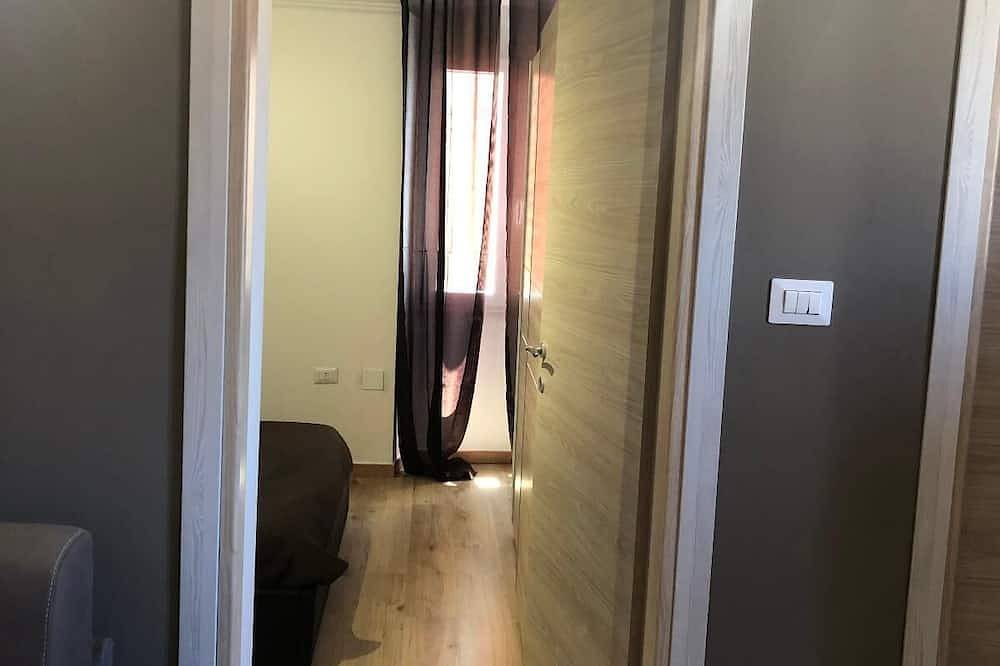 Entire apartment, Civic19 4Pax Large One-Bedroom Apartment In The Center in Sassari, Sassari Province