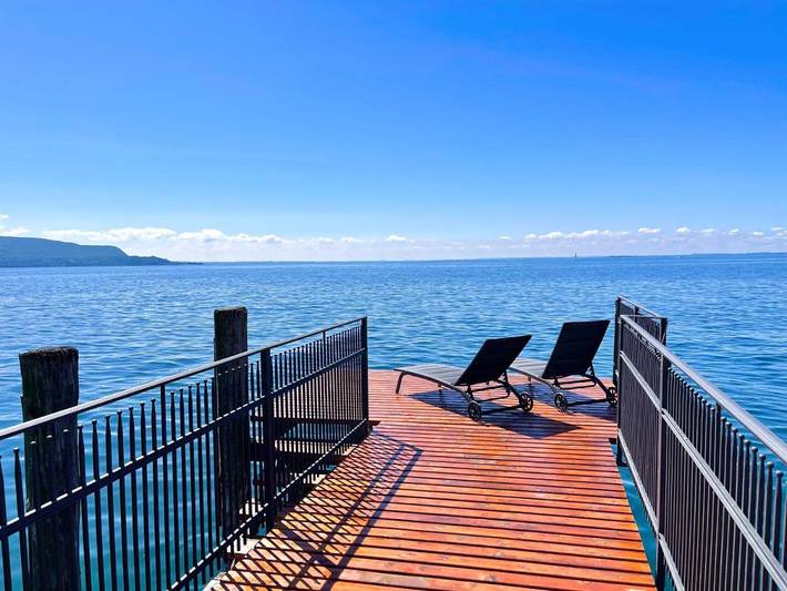 Ferienhaus mit Meerblick für 18 Personen, mit Pool und Seeblick sowie Garten und Ausblick