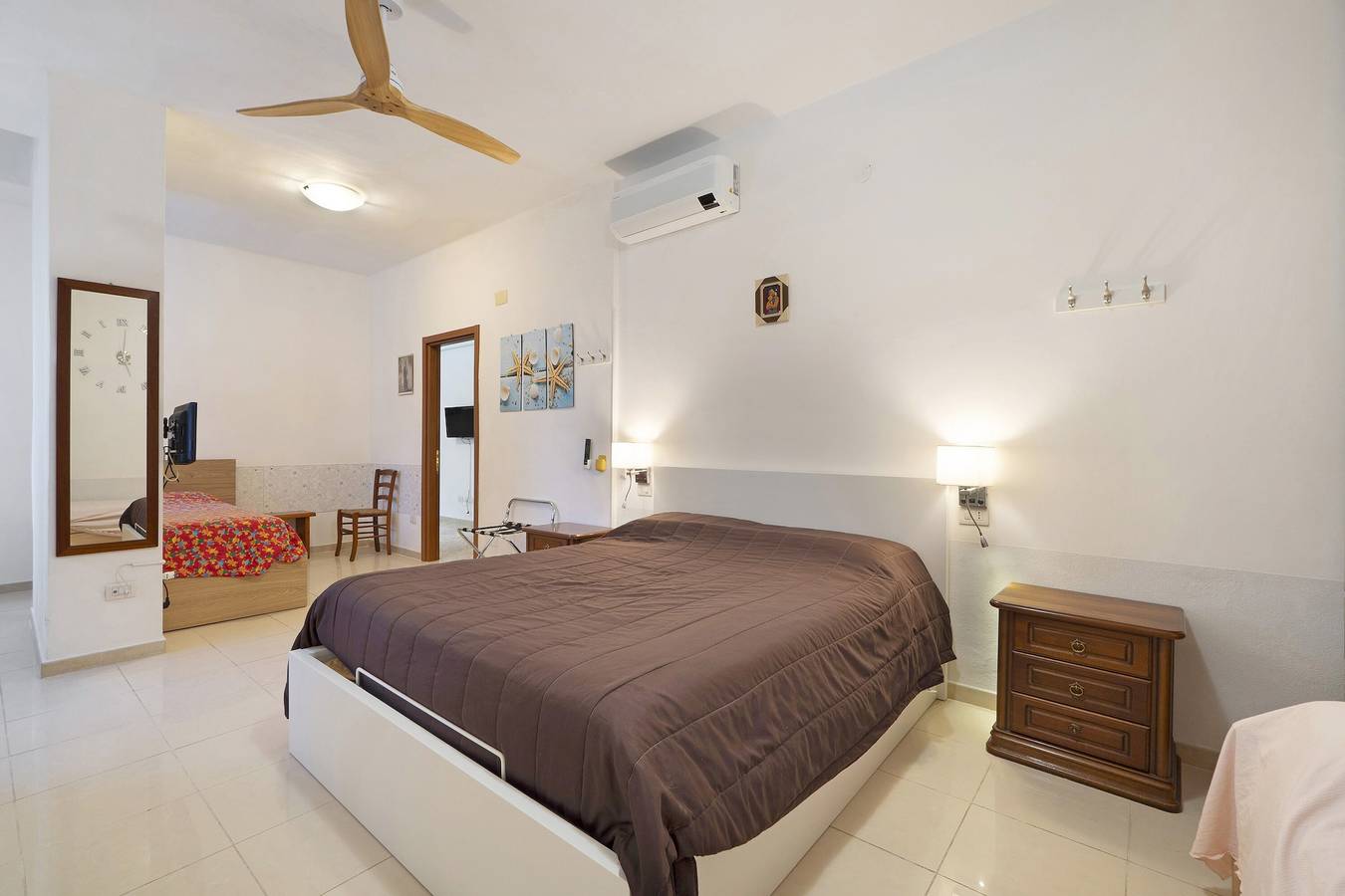 Ganze Wohnung, Ferienwohnung 'Stella Marina' mit privater Terrasse in Celle Ligure, Riviera di Ponente